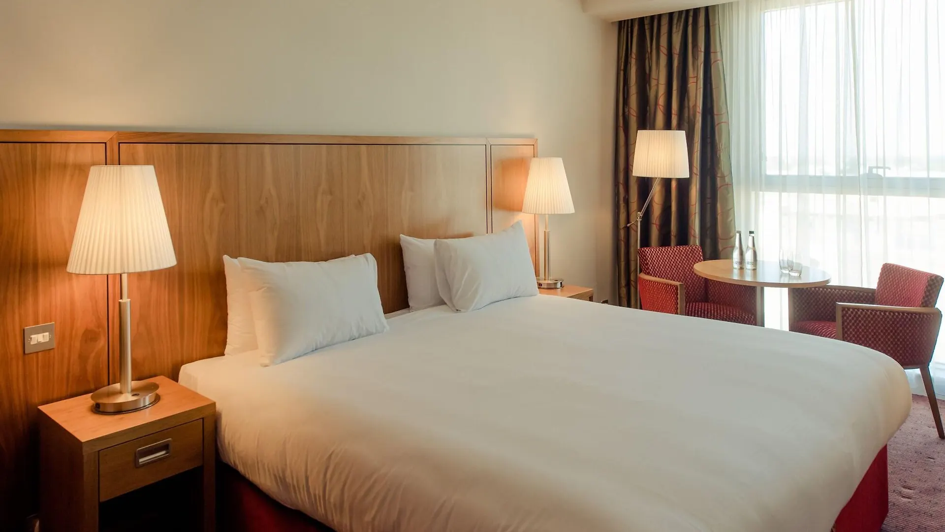 Tallaght Cross Hotel 더블린